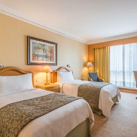 Jw Marriott Hotel Kuwait Kuwait City Bagian luar foto
