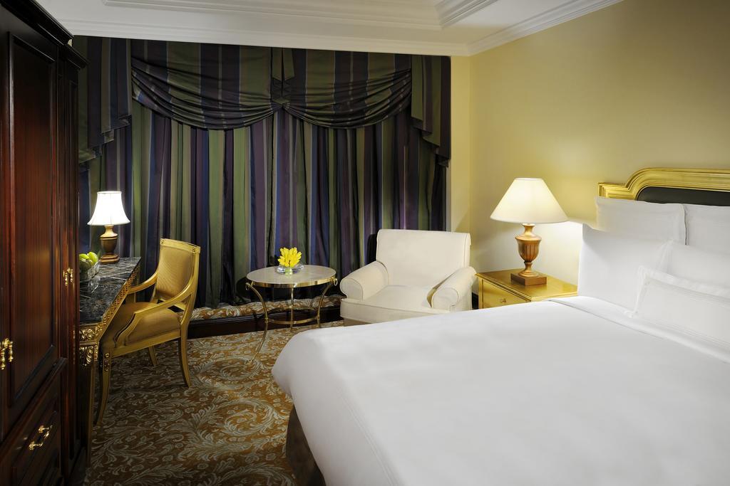 Jw Marriott Hotel Kuwait Kuwait City Ruang foto