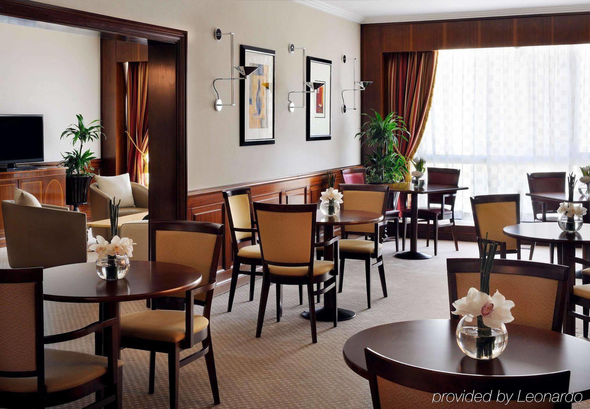 Jw Marriott Hotel Kuwait Kuwait City Bagian luar foto