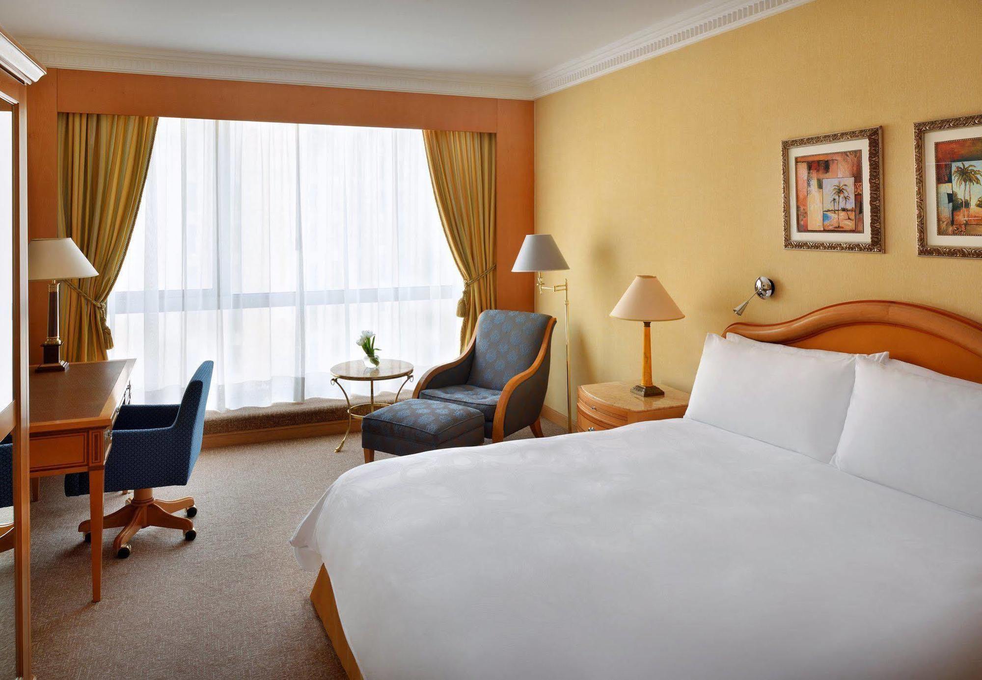 Jw Marriott Hotel Kuwait Kuwait City Bagian luar foto