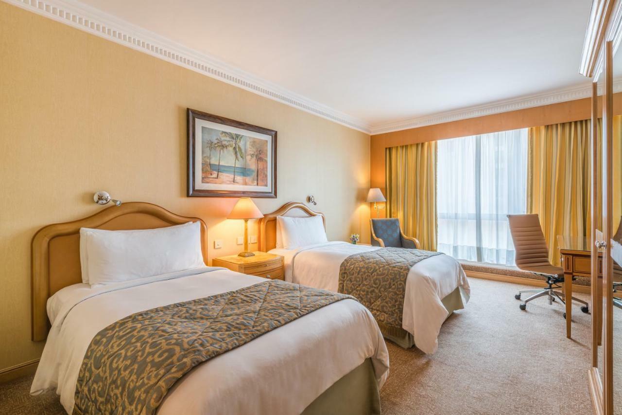Jw Marriott Hotel Kuwait Kuwait City Bagian luar foto